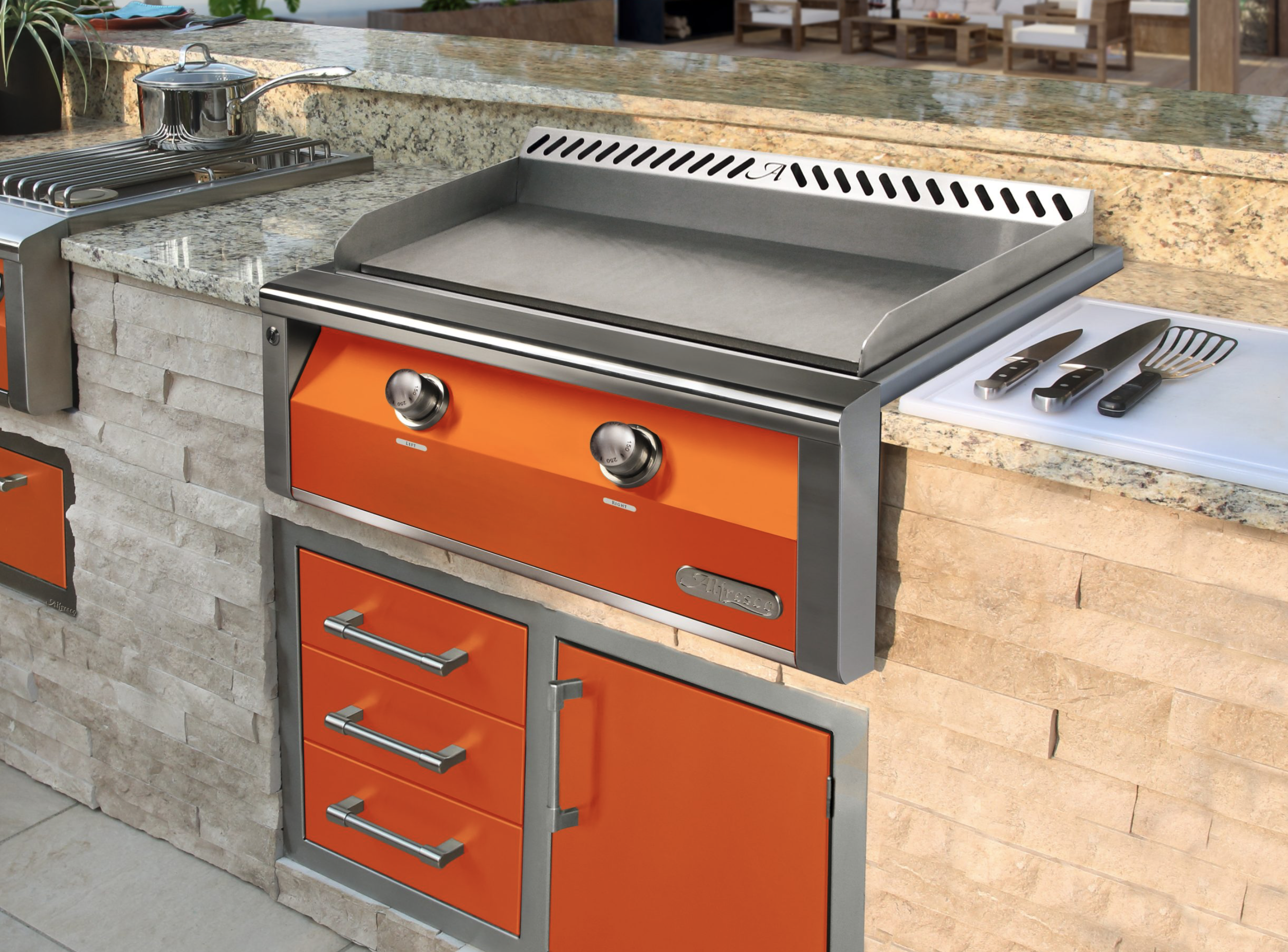 Alfresco Dual-Zone 30" Griddle image — photo 2