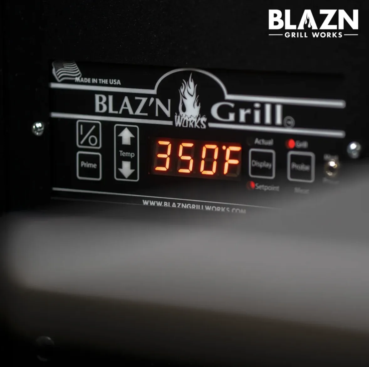 Blazn Grill Works Grid Iron Pellet Grill, close-up of the Made in USA digital controller set to 350°F
