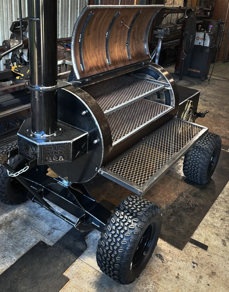 Boathouse Smokers - Texas Traditional 150-Gallon Smoker image — photo 5