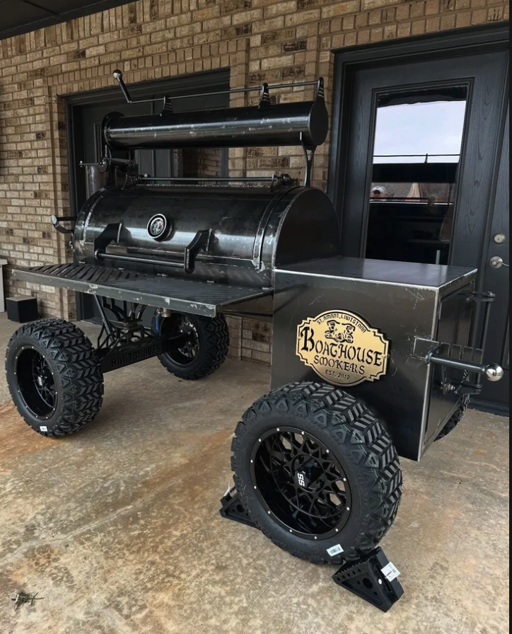 Boathouse Smokers - Texas Traditional 90-Gallon Smoker image — photo 2