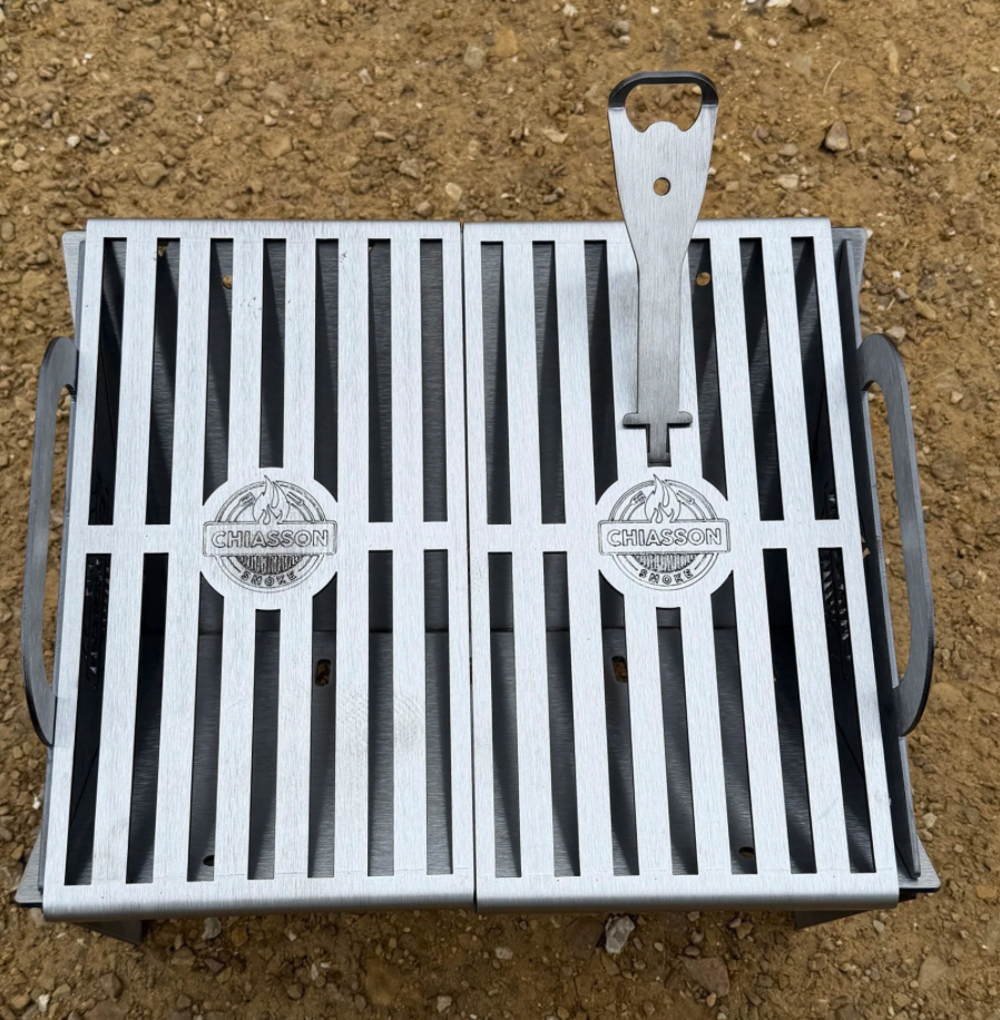 Chiasson Smoke Mini Hauler Grill image — photo 2