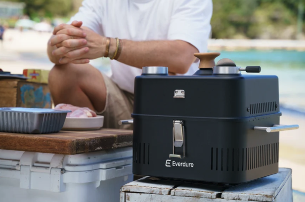 Everdure Cube 360 Portable Charcoal Grill image — photo 5