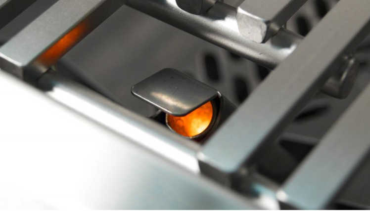 FireMagic Aurora A660i Built-in Gas Grill image — photo 5
