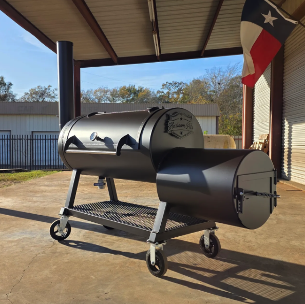 Heirloom Pits 24 x 50" Backyard Offset Smoker image — photo 3