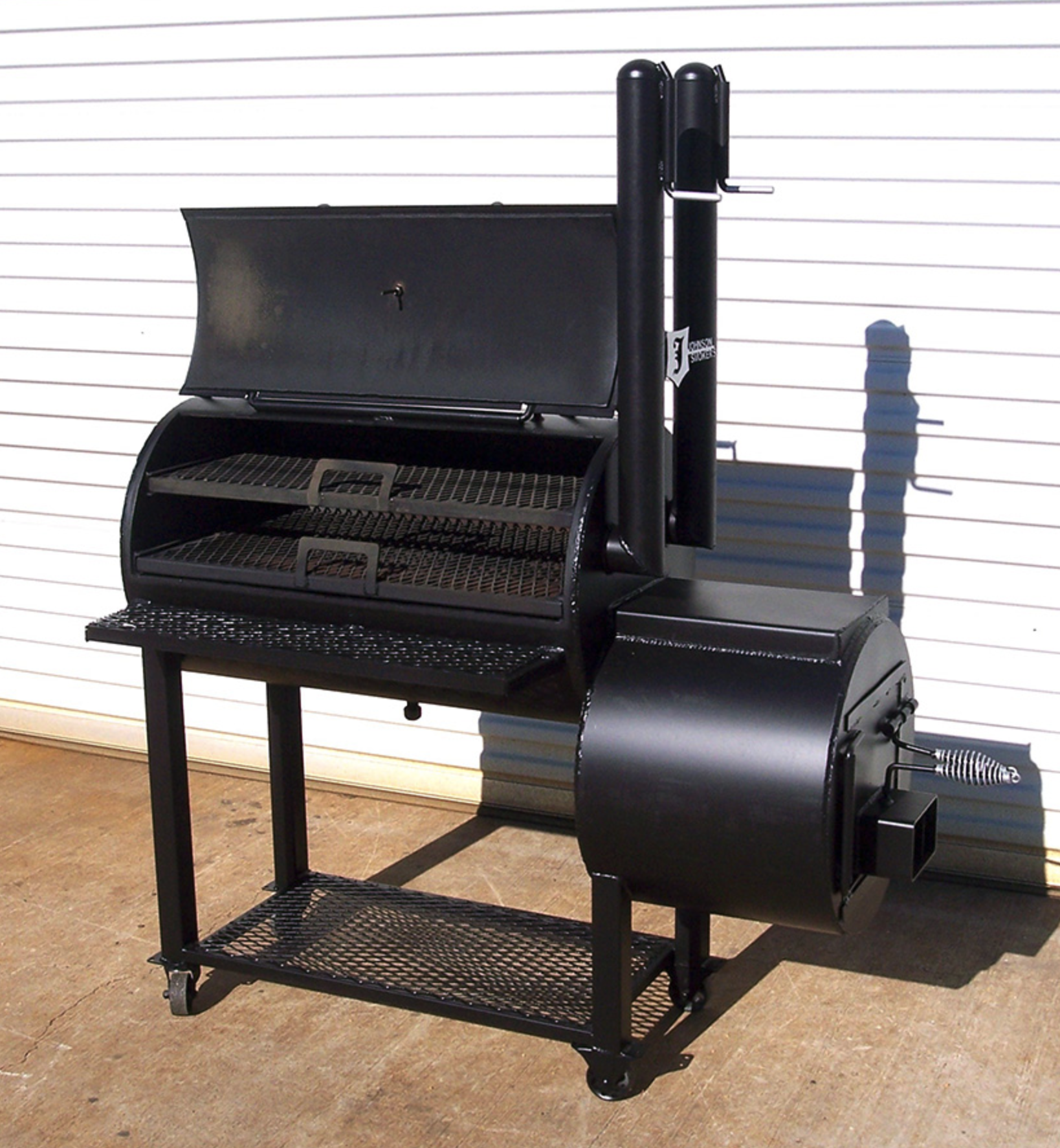 Johnson Custom Smokers Compact Patio Smoker image — photo 5