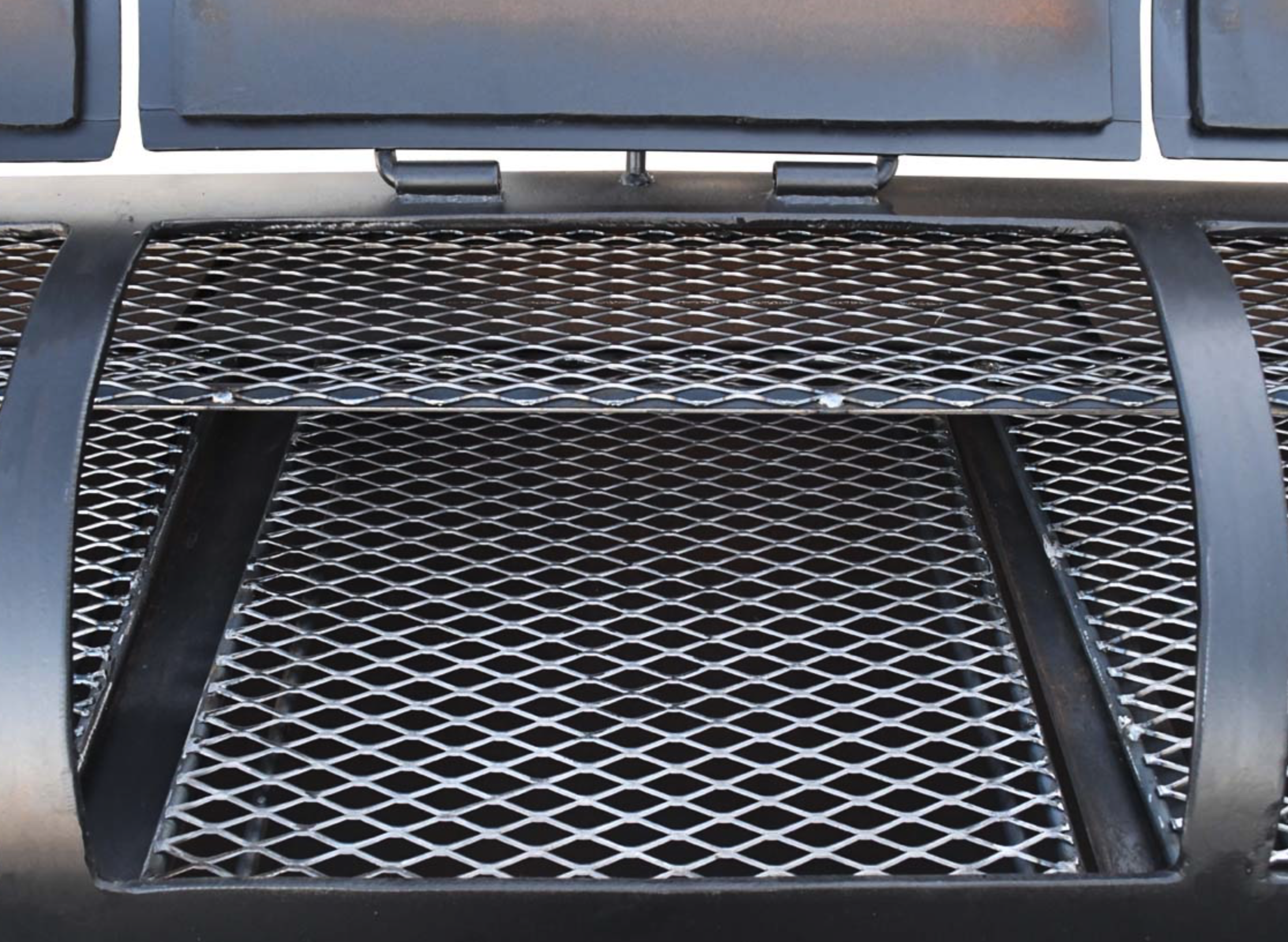 Lyfe Time Triple Lid Smoker image — photo 4