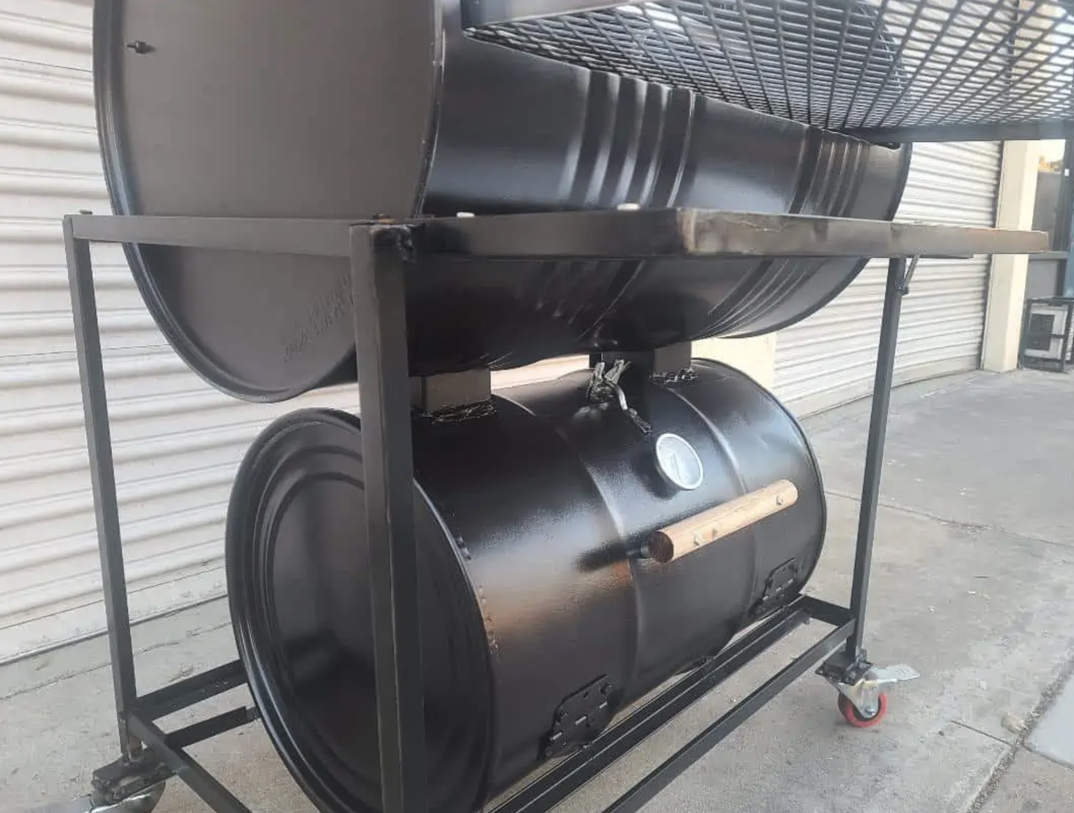 Moss Grills Vertical Single Barrel Smoker with lower firebox image — photo 5