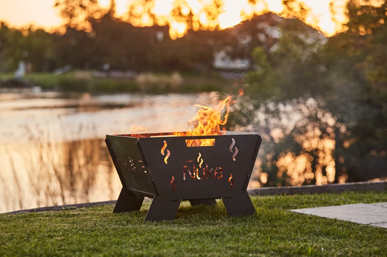Nuke BBQ Huapi 70 Collapsible Fire Pit Grill image — photo 3