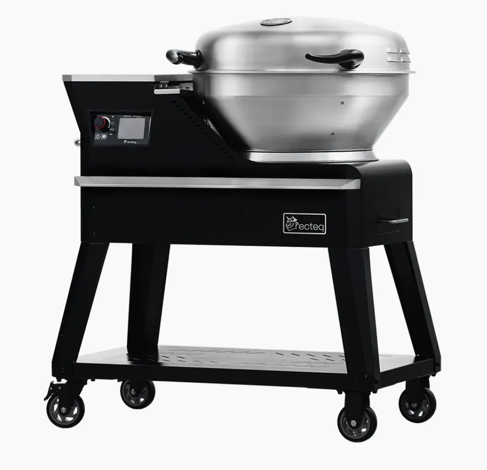 Recteq Bullseye Deluxe 380BD Pellet Grill, angled view with lid closed