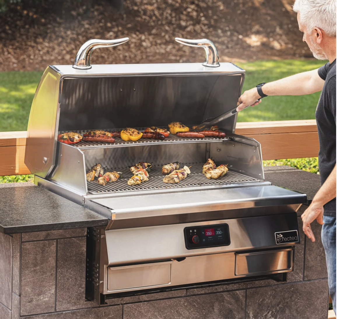 Recteq E-Series Built-in 1300 Pellet Grill image — photo 2