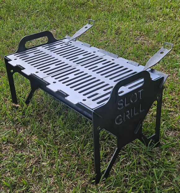 Slot Grill Compact Carbon Steel Tailgate image — photo 2