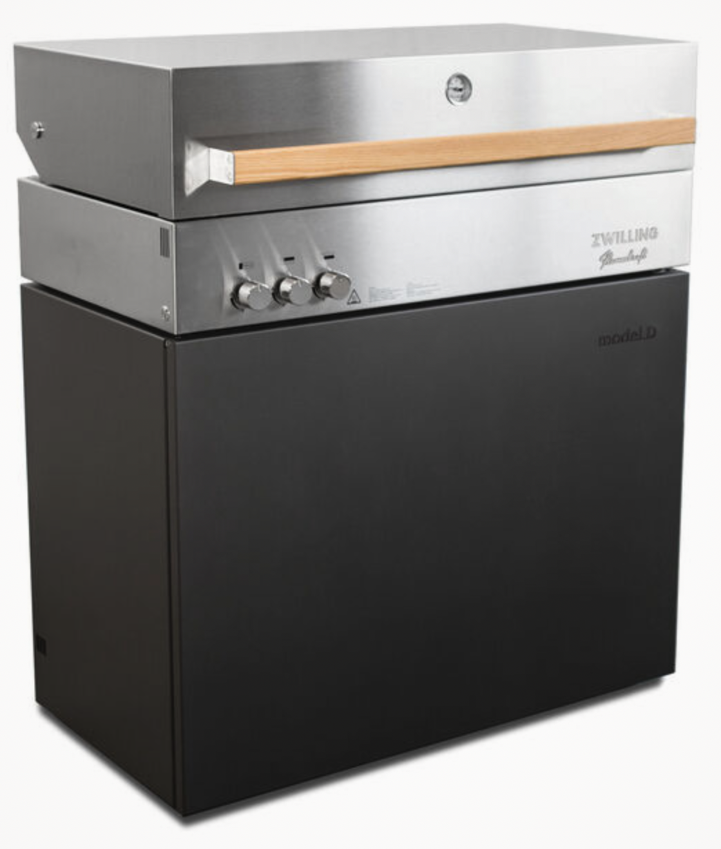 Zwilling FlammKraft Model D Gas Grill